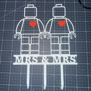 White and Red Mrs & Mrs Cake Topper